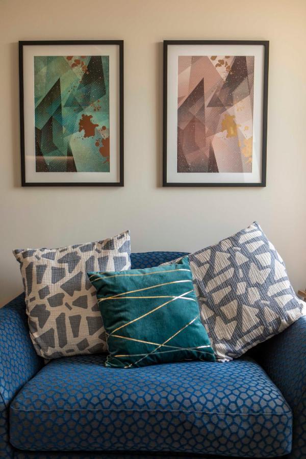 Beautiful, Modern Apartment In Hope Place Bath, 1 Bedroom Luxury City Centre Apartment With Beautiful City Views, A Stones Throw From The Royal Crescent In Bath Luaran gambar