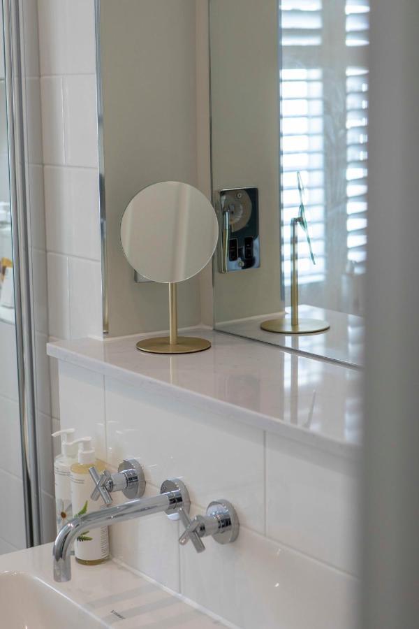 Beautiful, Modern Apartment In Hope Place Bath, 1 Bedroom Luxury City Centre Apartment With Beautiful City Views, A Stones Throw From The Royal Crescent In Bath Luaran gambar