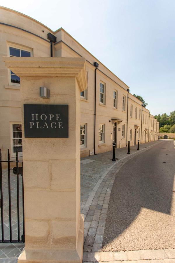 Beautiful, Modern Apartment In Hope Place Bath, 1 Bedroom Luxury City Centre Apartment With Beautiful City Views, A Stones Throw From The Royal Crescent In Bath Luaran gambar